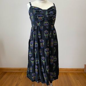 Torrid size 1 sugar skull dress *with pockets*
